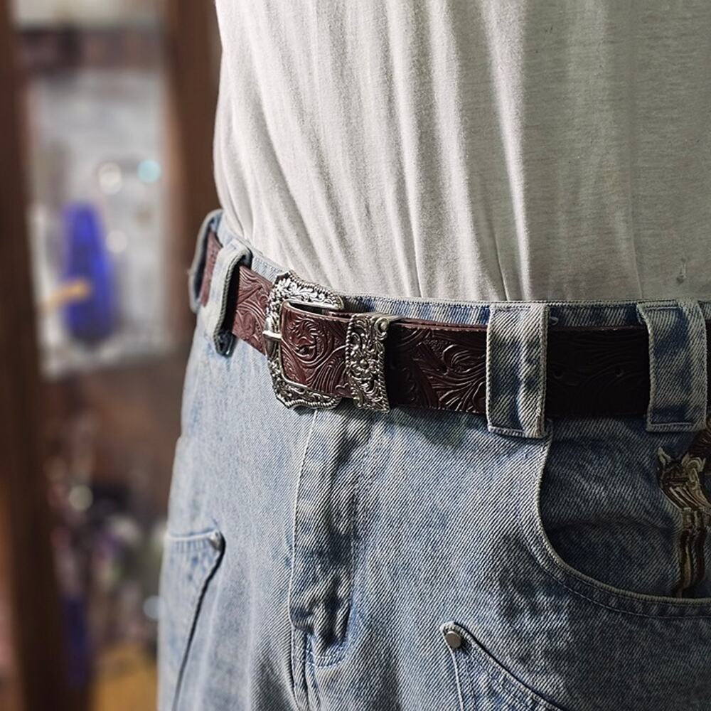 Floral Western Tooled Leather Belt Brown Silver Scrollwork 45 in Like New